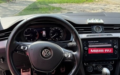 Volkswagen Passat B8 рестайлинг, 2018 год, 2 300 000 рублей, 28 фотография