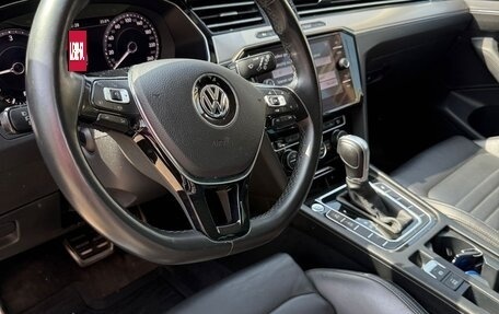 Volkswagen Passat B8 рестайлинг, 2018 год, 2 300 000 рублей, 25 фотография
