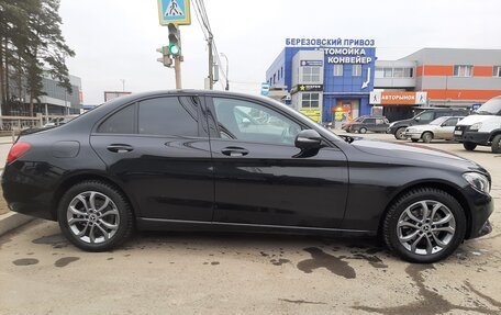 Mercedes-Benz C-Класс, 2017 год, 2 700 000 рублей, 2 фотография