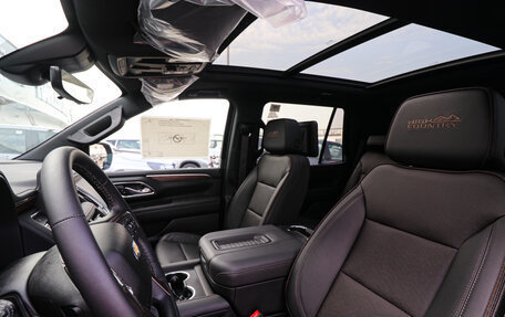 Chevrolet Tahoe IV, 2023 год, 13 990 000 рублей, 10 фотография