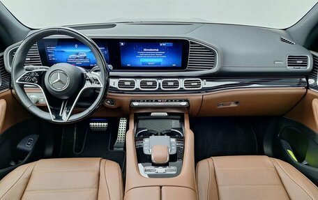 Mercedes-Benz GLS, 2024 год, 17 850 000 рублей, 9 фотография