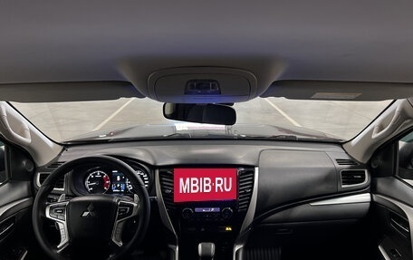 Mitsubishi Pajero Sport III рестайлинг, 2018 год, 2 699 950 рублей, 16 фотография