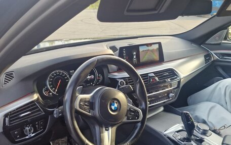 BMW 5 серия, 2017 год, 2 950 000 рублей, 5 фотография