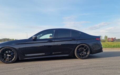 BMW 5 серия, 2017 год, 2 950 000 рублей, 2 фотография