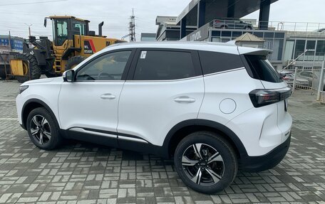 Chery Tiggo 4 I рестайлинг, 2025 год, 2 290 000 рублей, 3 фотография