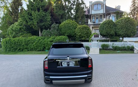 Rolls-Royce Cullinan, 2020 год, 31 300 000 рублей, 6 фотография