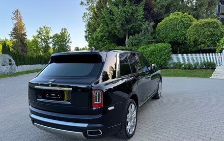 Rolls-Royce Cullinan, 2020 год, 31 300 000 рублей, 7 фотография