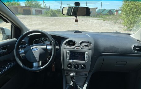Ford Focus II рестайлинг, 2010 год, 450 000 рублей, 16 фотография