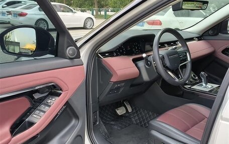 Land Rover Range Rover Evoque II, 2021 год, 3 150 000 рублей, 14 фотография