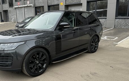 Land Rover Range Rover IV рестайлинг, 2019 год, 5 400 000 рублей, 4 фотография