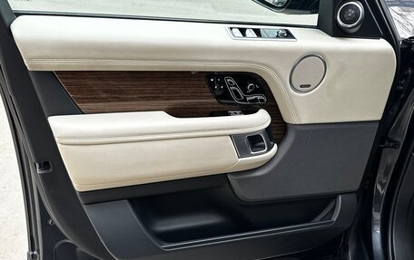 Land Rover Range Rover IV рестайлинг, 2019 год, 5 400 000 рублей, 8 фотография