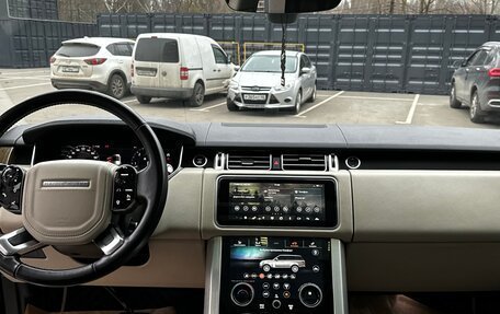 Land Rover Range Rover IV рестайлинг, 2019 год, 5 400 000 рублей, 6 фотография