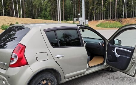 Renault Sandero I, 2011 год, 600 000 рублей, 2 фотография