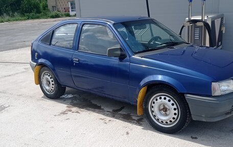 Opel Kadett E рестайлинг, 1985 год, 175 000 рублей, 3 фотография
