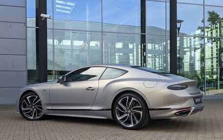 Bentley Continental GT, 2024 год, 63 000 000 рублей, 4 фотография
