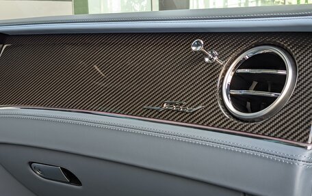 Bentley Continental GT, 2024 год, 63 000 000 рублей, 22 фотография