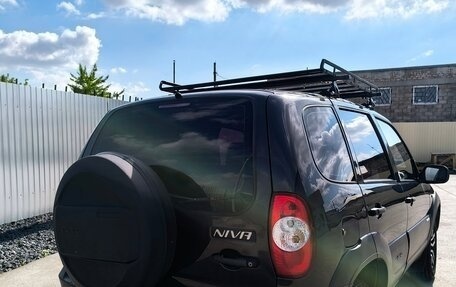 Chevrolet Niva I рестайлинг, 2012 год, 580 000 рублей, 5 фотография