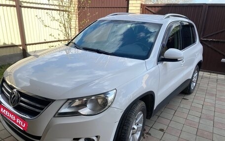 Volkswagen Tiguan I, 2011 год, 1 250 000 рублей, 2 фотография