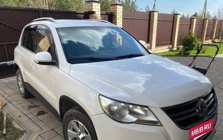 Volkswagen Tiguan I, 2011 год, 1 250 000 рублей, 4 фотография