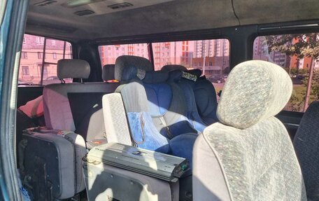 SsangYong Istana, 1998 год, 550 000 рублей, 2 фотография