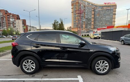 Hyundai Tucson III, 2018 год, 1 900 000 рублей, 2 фотография