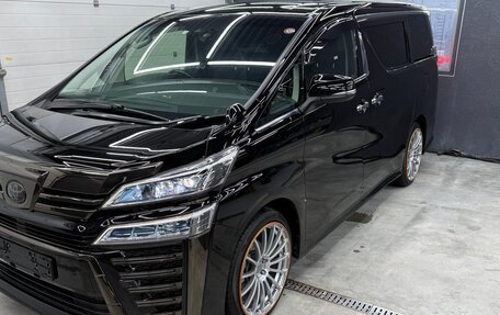 Toyota Vellfire II, 2020 год, 3 900 000 рублей, 2 фотография