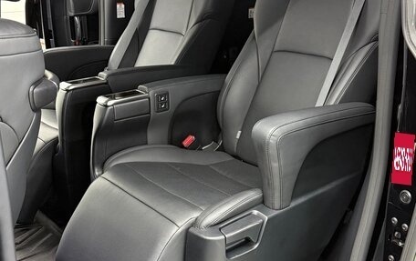 Toyota Vellfire II, 2020 год, 3 900 000 рублей, 7 фотография