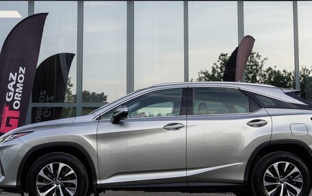 Lexus RX IV рестайлинг, 2020 год, 5 100 000 рублей, 5 фотография