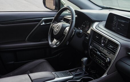 Lexus RX IV рестайлинг, 2020 год, 5 100 000 рублей, 29 фотография