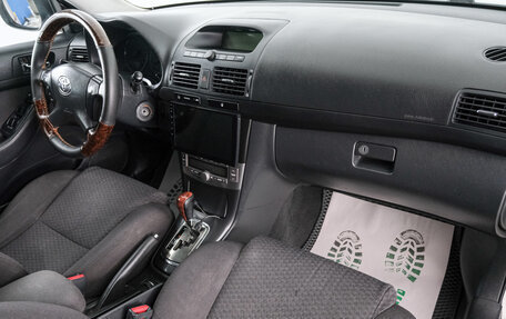 Toyota Avensis III рестайлинг, 2006 год, 879 000 рублей, 11 фотография