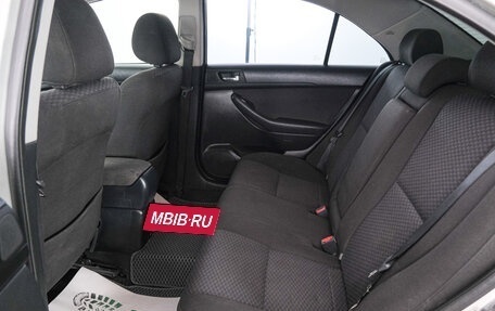 Toyota Avensis III рестайлинг, 2006 год, 879 000 рублей, 18 фотография