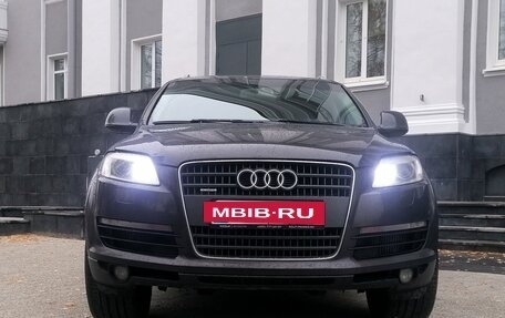 Audi Q7, 2007 год, 1 699 000 рублей, 26 фотография