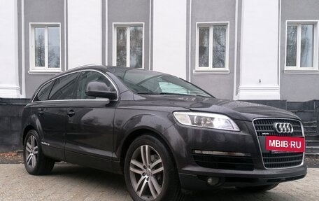 Audi Q7, 2007 год, 1 699 000 рублей, 25 фотография
