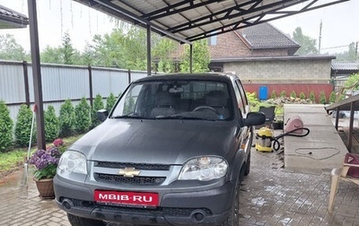Chevrolet Niva I рестайлинг, 2010 год, 720 000 рублей, 1 фотография