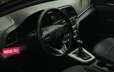 Hyundai Elantra VI рестайлинг, 2020 год, 1 600 000 рублей, 7 фотография