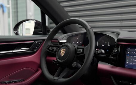 Porsche Macan, 2024 год, 17 490 000 рублей, 19 фотография