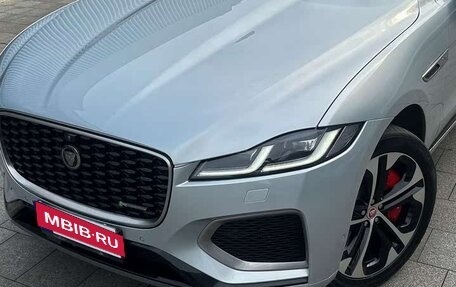 Jaguar F-Pace, 2021 год, 4 000 000 рублей, 2 фотография