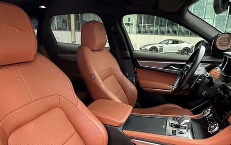 Jaguar F-Pace, 2021 год, 4 000 000 рублей, 14 фотография