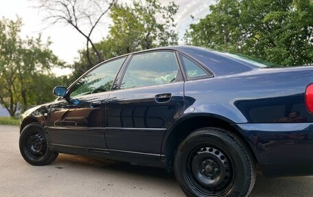 Audi A4, 1999 год, 269 999 рублей, 3 фотография