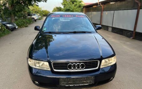 Audi A4, 1999 год, 269 999 рублей, 2 фотография