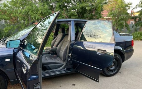 Audi A4, 1999 год, 269 999 рублей, 12 фотография