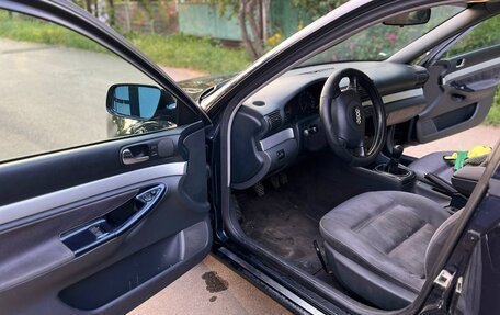 Audi A4, 1999 год, 269 999 рублей, 20 фотография