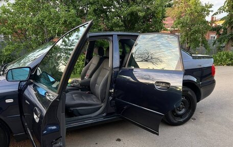Audi A4, 1999 год, 269 999 рублей, 11 фотография