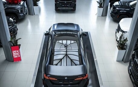 BMW M5, 2025 год, 21 000 000 рублей, 27 фотография