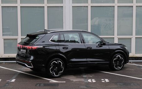 Volkswagen Tiguan, 2024 год, 4 900 000 рублей, 7 фотография