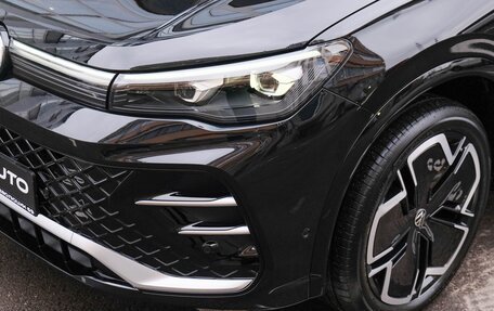 Volkswagen Tiguan, 2024 год, 4 900 000 рублей, 10 фотография