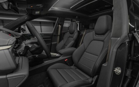 Porsche Macan, 2024 год, 24 500 000 рублей, 13 фотография