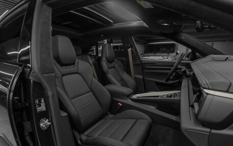 Porsche Macan, 2024 год, 24 500 000 рублей, 24 фотография