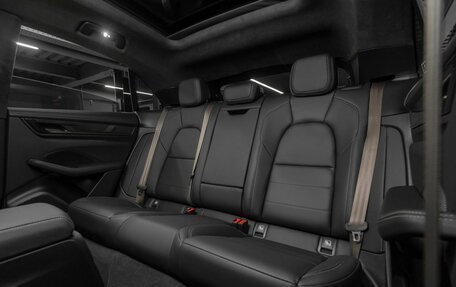 Porsche Macan, 2024 год, 24 500 000 рублей, 29 фотография