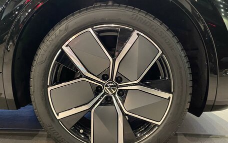 Volkswagen Touareg III, 2024 год, 13 490 000 рублей, 10 фотография